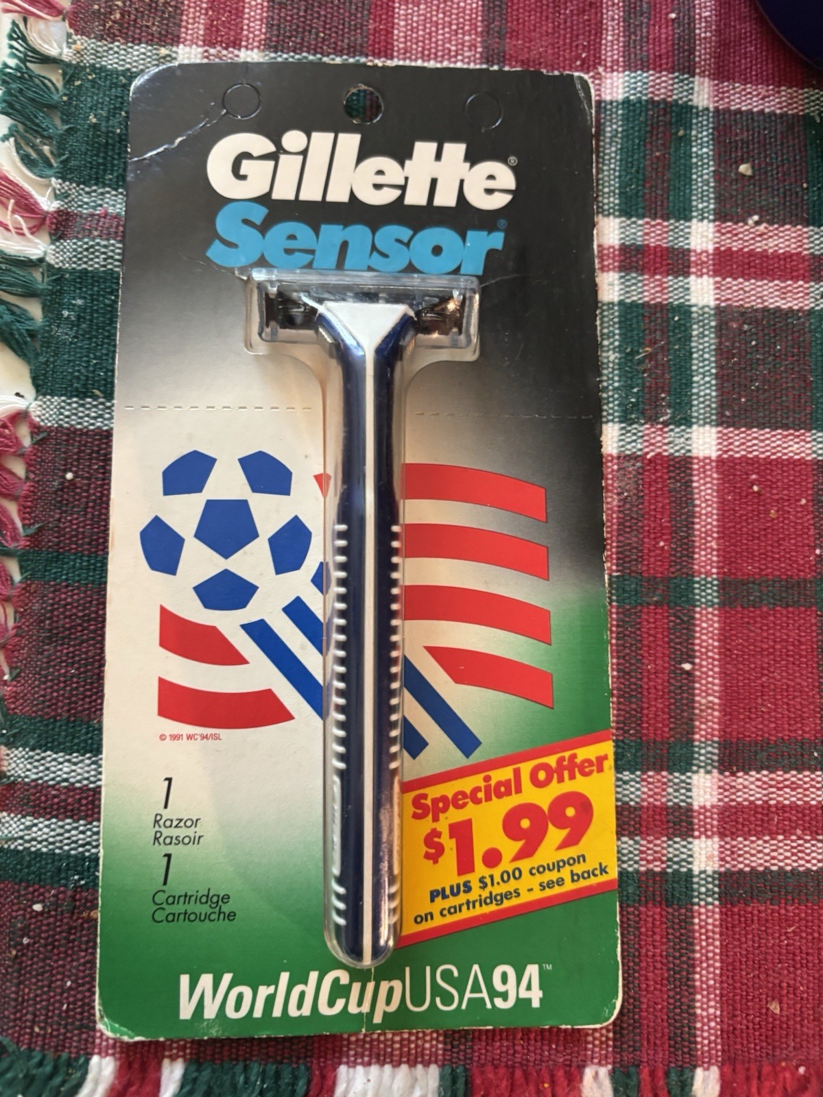 Gillette Sensor World Cup USA 94 Cartridge Razor Blue 2-Blade +1 Cartridge