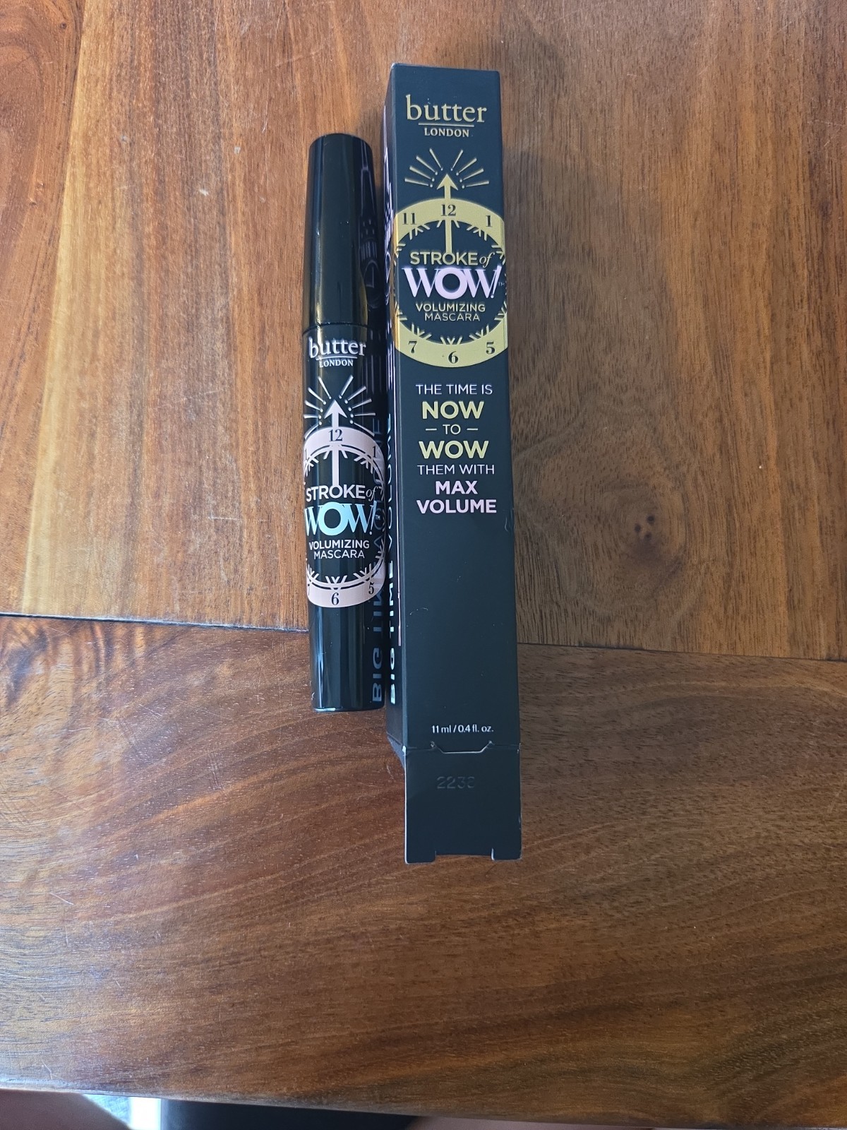 butter london Stroke Of Wow Mascara 0.4 Fl Oz Pitch Black