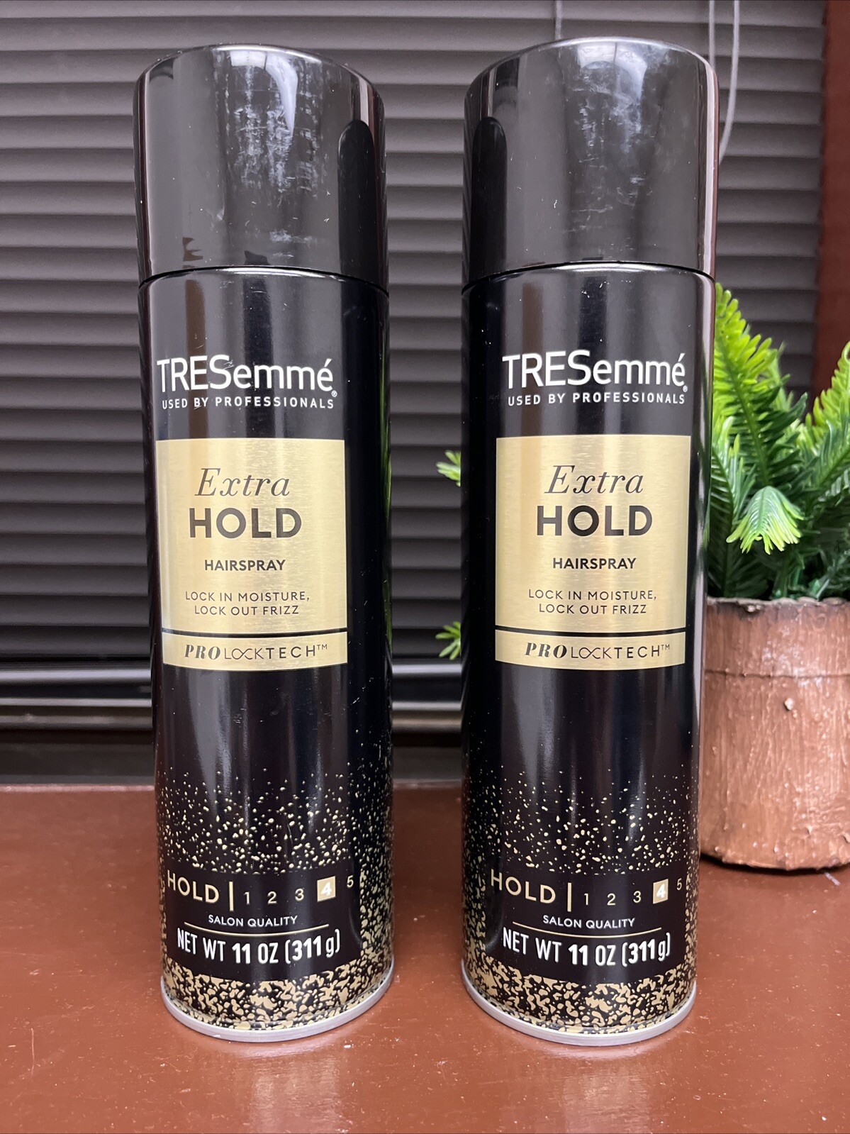 LOT (2) TRESEMME TRES TWO SPRAY #4 EXTRA FIRM CONTROL 11 OZ HAIRSPRAY
