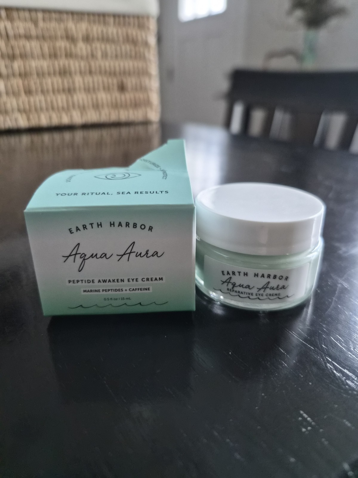 New EARTH HARBOR Aqua Aura Reparative Eye Cream .5oz Full Size NEW in Box