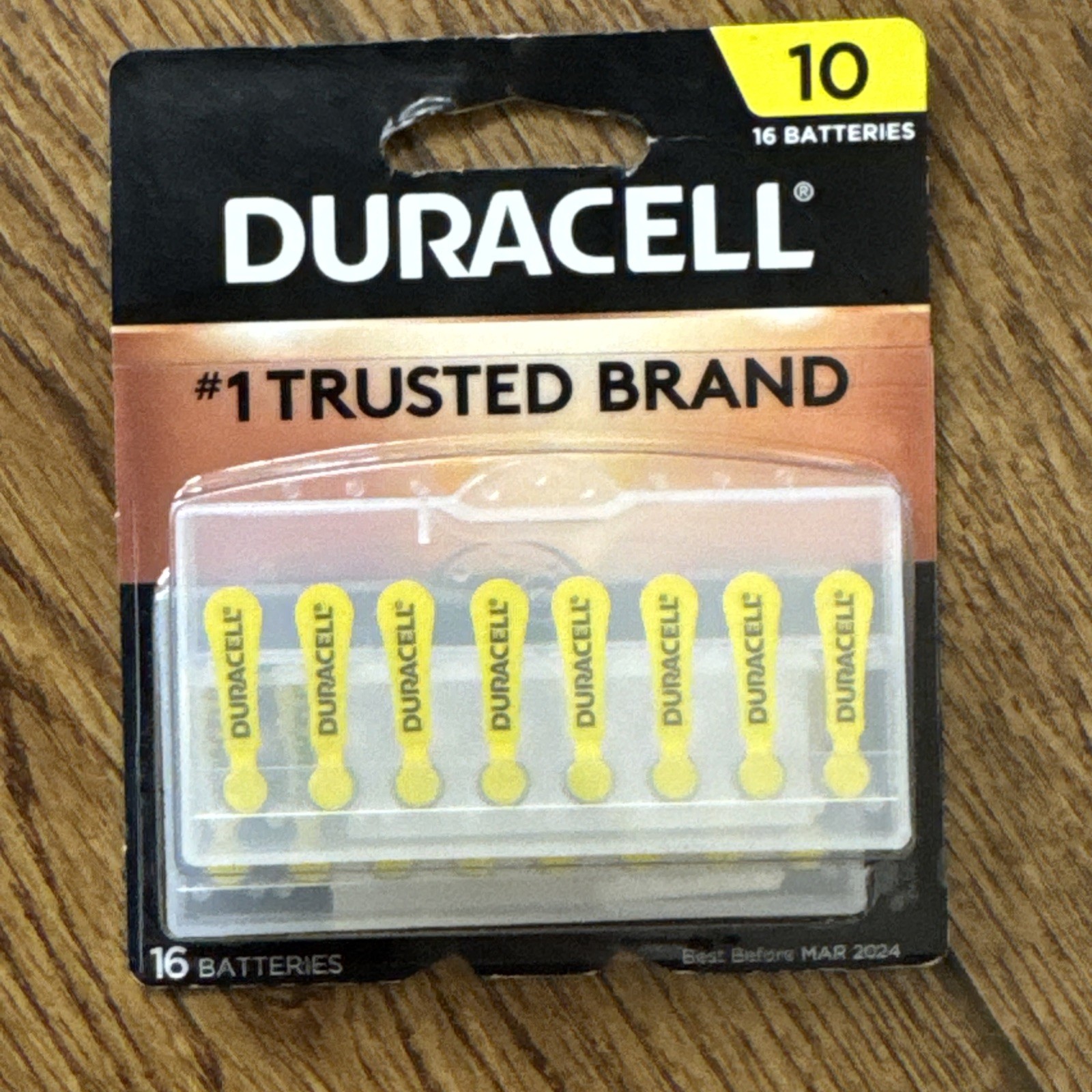 Duracell Size 10 – 16 Batteries . Exp . 03 / 2024 .