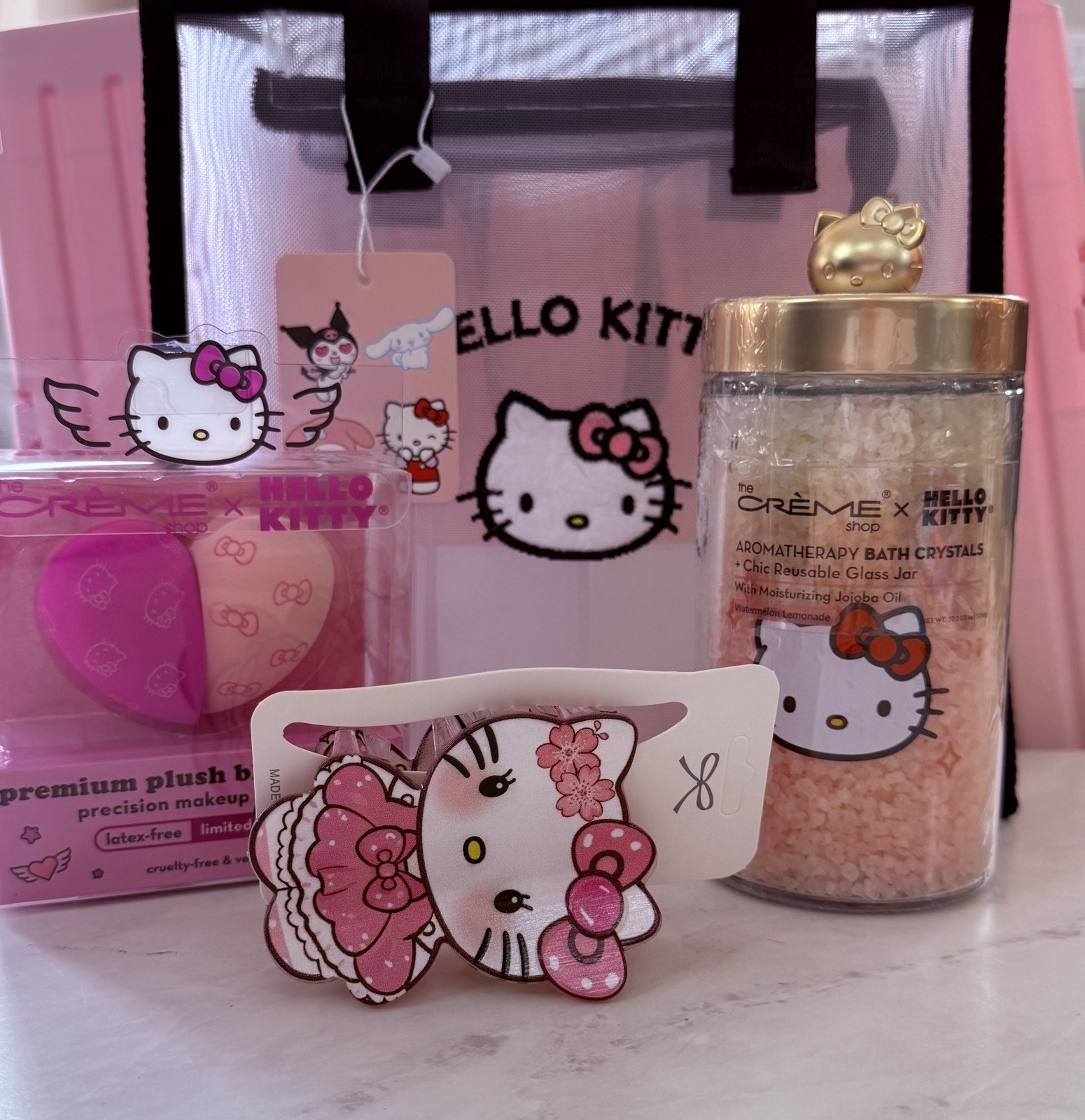 The Crème Shop x Hello Kitty 4-Piece Glam & Bath Gift Set – NIB Limited Edition