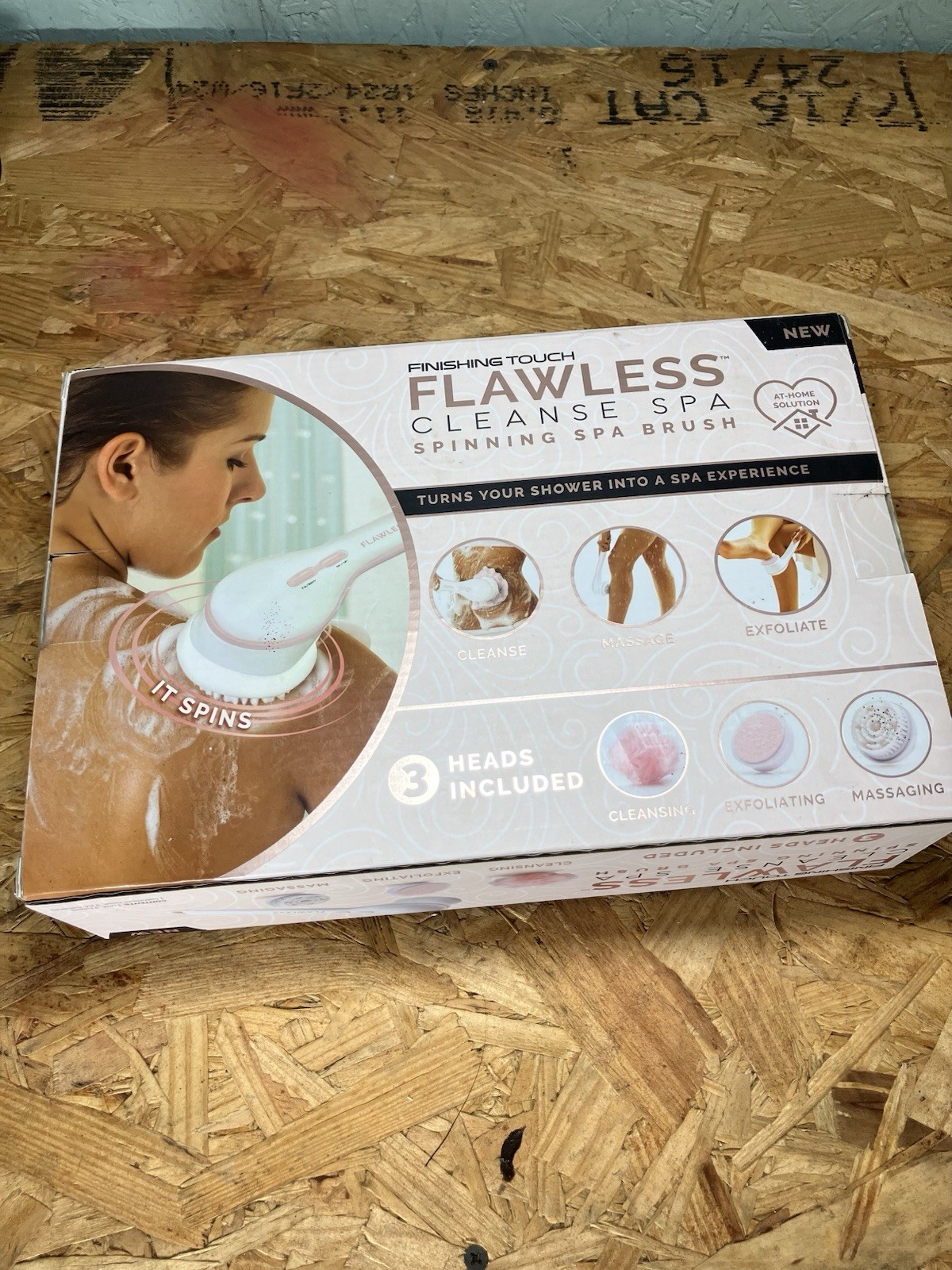 Finishing Touch Flawless Cleanse Spa Spinning Spa Brush 3 Heads – NEW