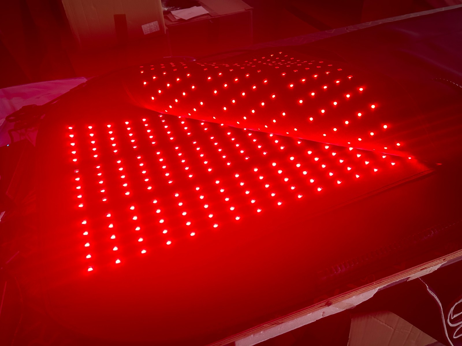 2025 New 1260pcs LEDs 660nm&850nm Red Light Therapy Mat Full body Relieve Pain