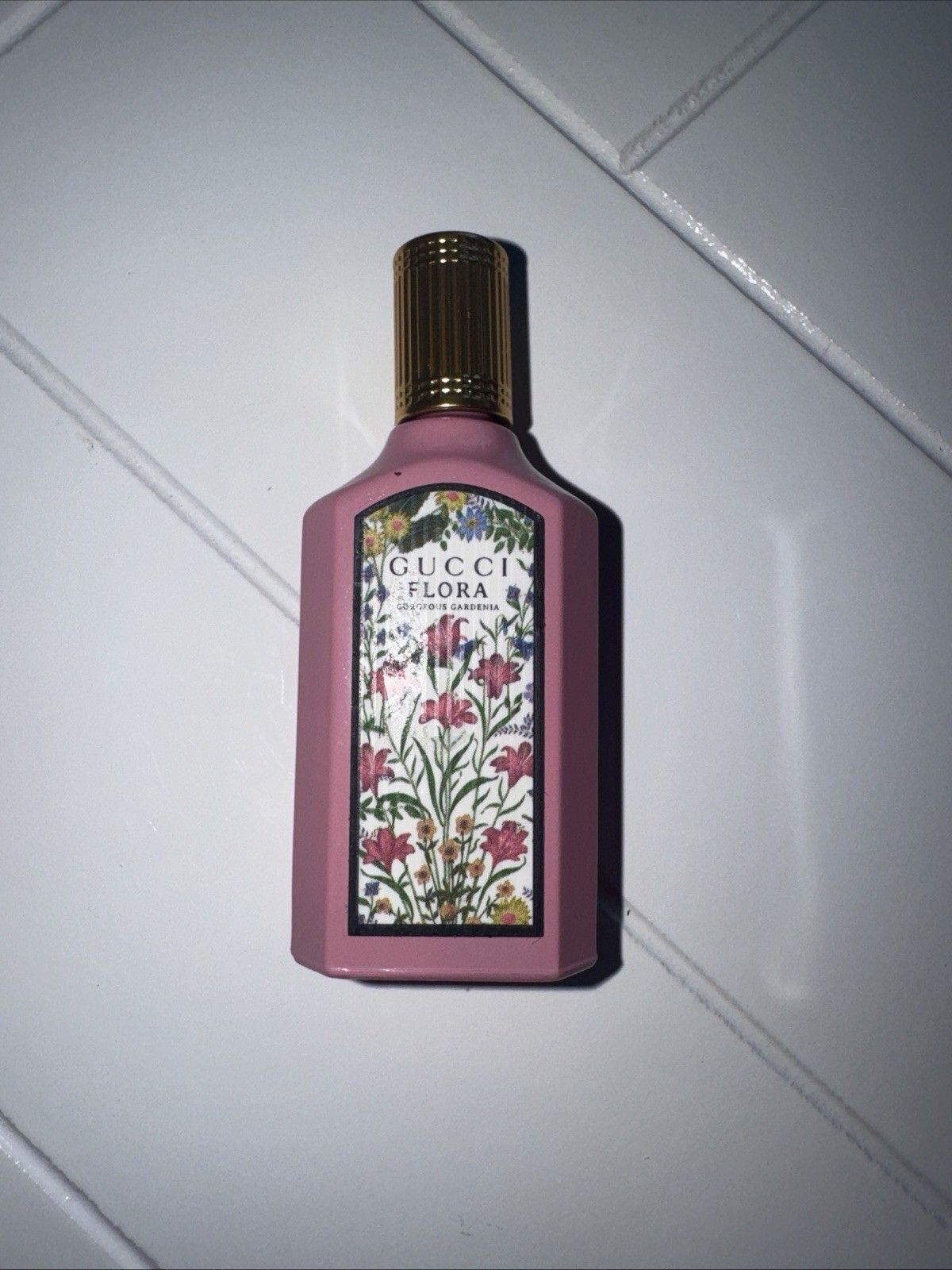 Gucci Flora Gorgeous Gardenia 5ml / 0.16 fl oz Mini Perfume Travel Size No Box