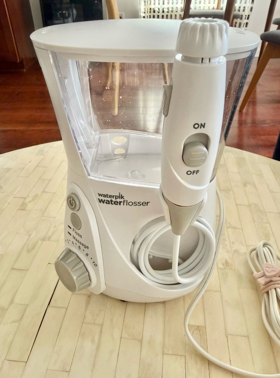 Waterpik Aquarius Water Flosser – White (WP-660)