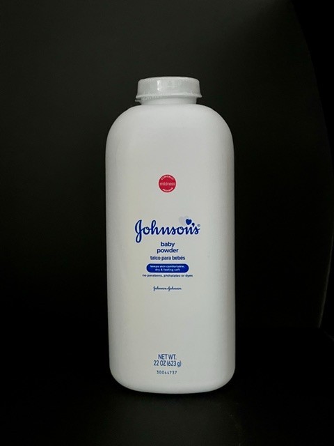Johnsons & Johnsons Original Formula Baby Powder 22 oz SEALED