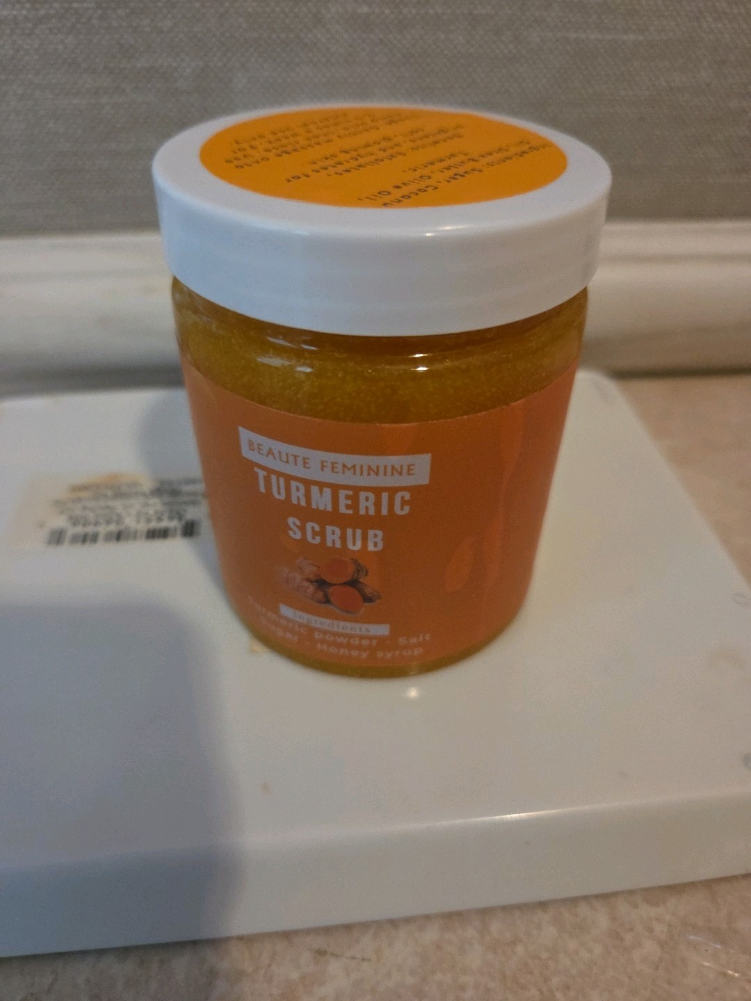 Tumeric body scrub