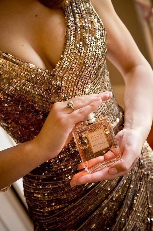 Chanel Coco Mademoiselle Eau de Parfum Spray for Women, 3.4 Fluid Ounce