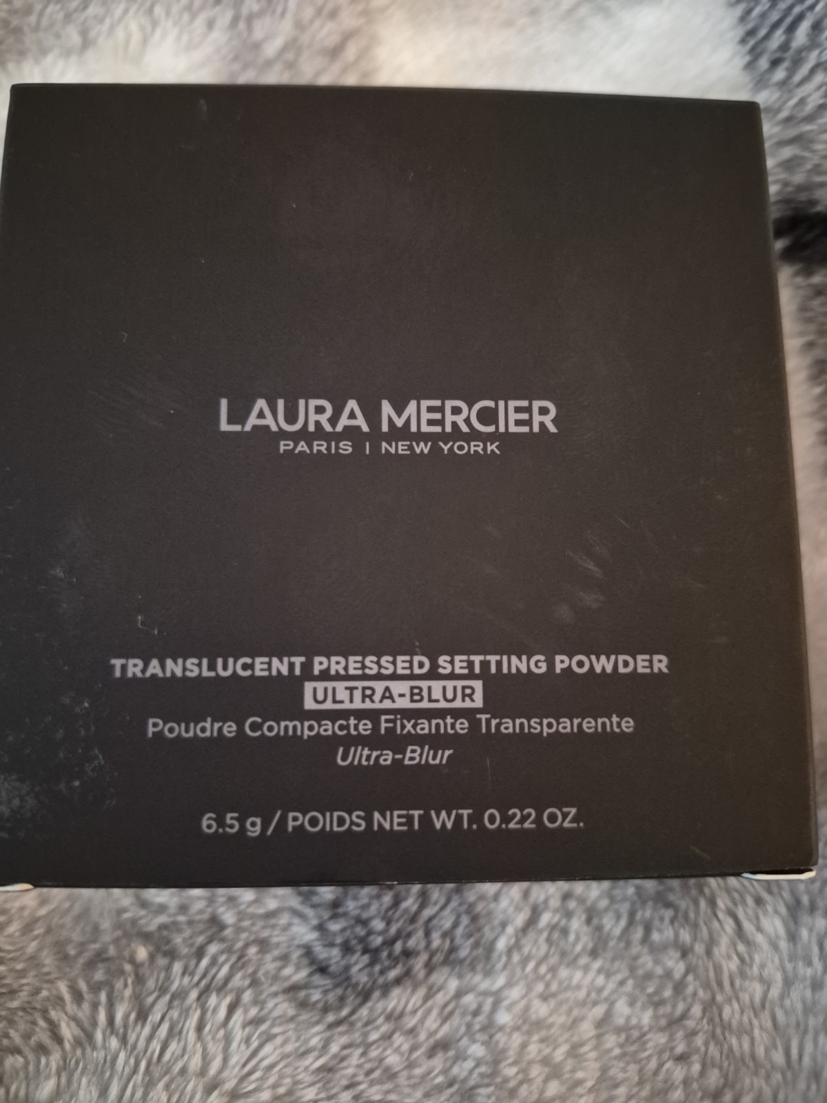 Laura Mercier Ultra-Blur Translucent Pressed Setting Powder Translucent Honey