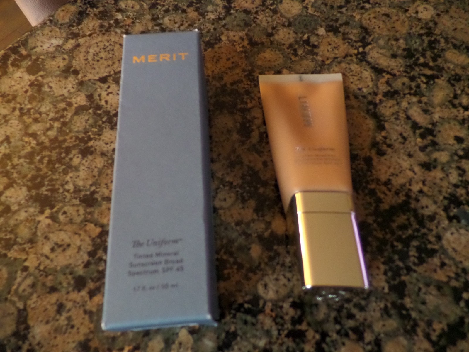 Merit The Uniform Tinted Mineral Sunscreen -Palomino/sand medium warm- SPF45 NIB