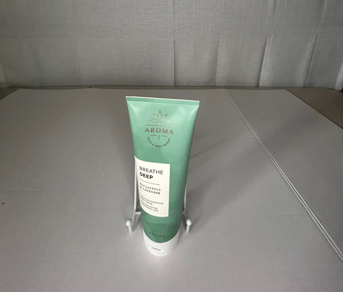 Bath & Body Works Aroma Breathe Deep Eucalyptus Lavender Body Cream 8 oz NEW