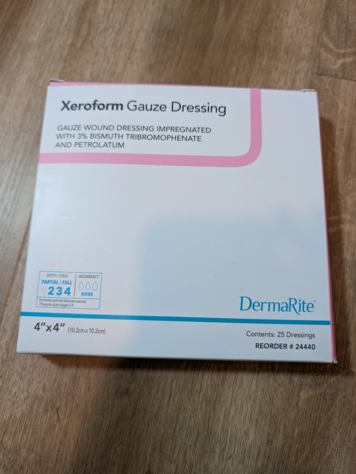 Xeroform Petrolatum Impregnated Dressing 4 x 4″ Square Gauze 25Ct Exp March 2028