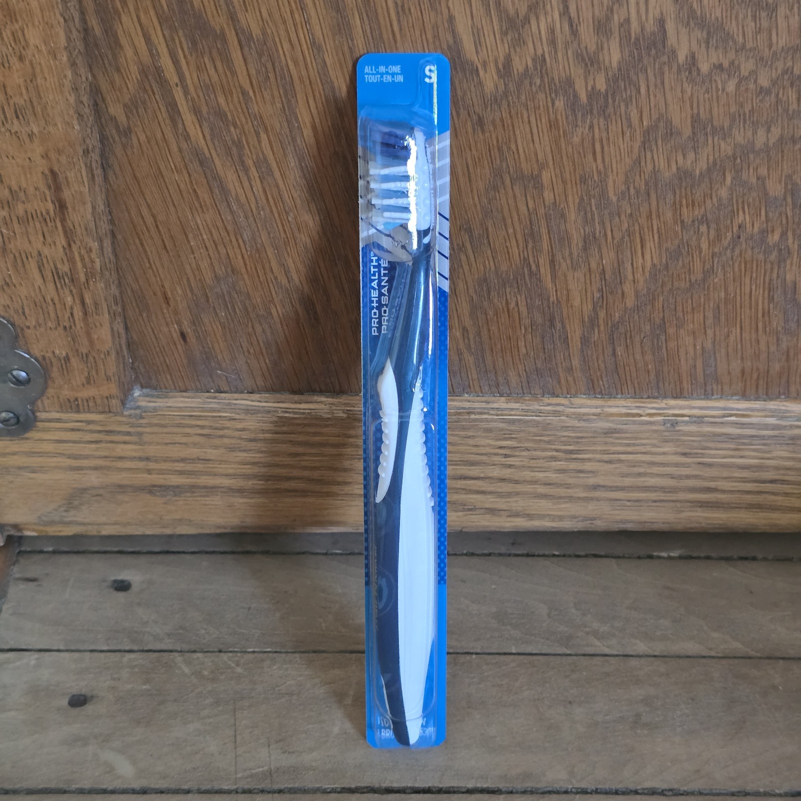 Oral-B Pro Health All In One Soft Toothbrush 2016 Cross Action Promo Blue White