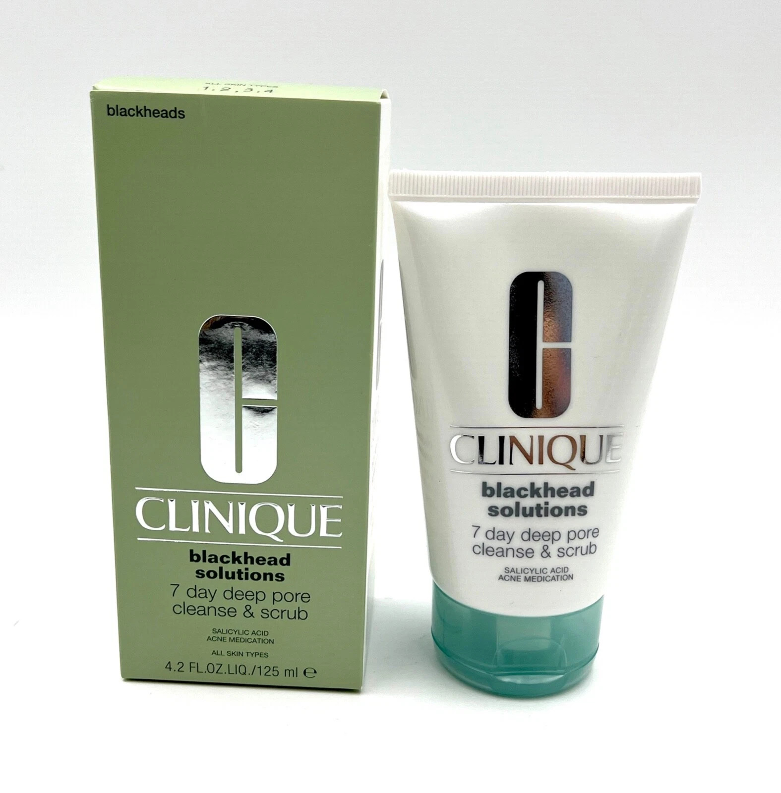 Clinique Blackhead Solutions 7 Day Deep Pore Cleanse & Scrub 125ml ~ Full size
