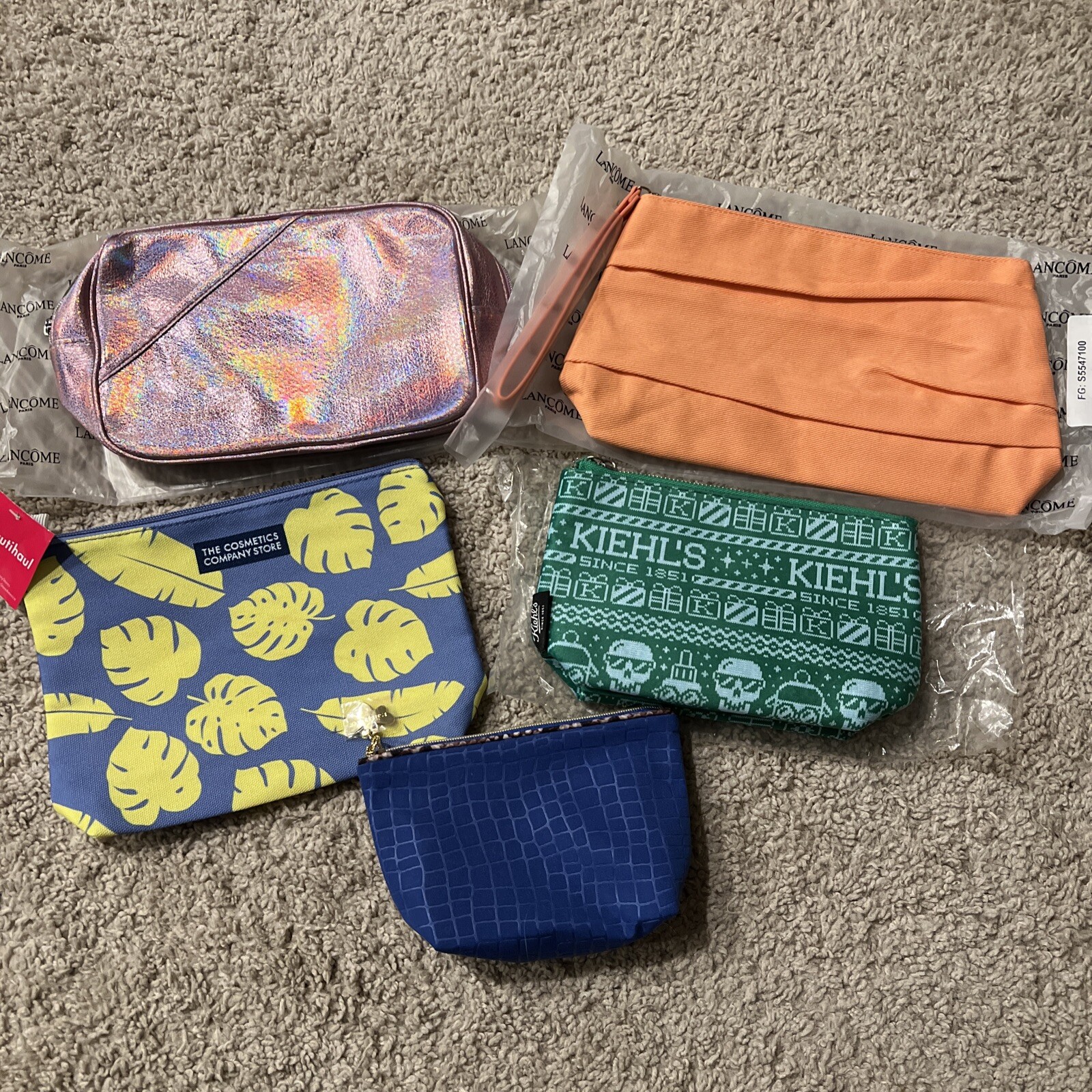 New Lot of 5 Makeup Cosmetic Bags: 2 Lancome, 1 Estee Lauder, 1 Kiehl’s, 1 Other