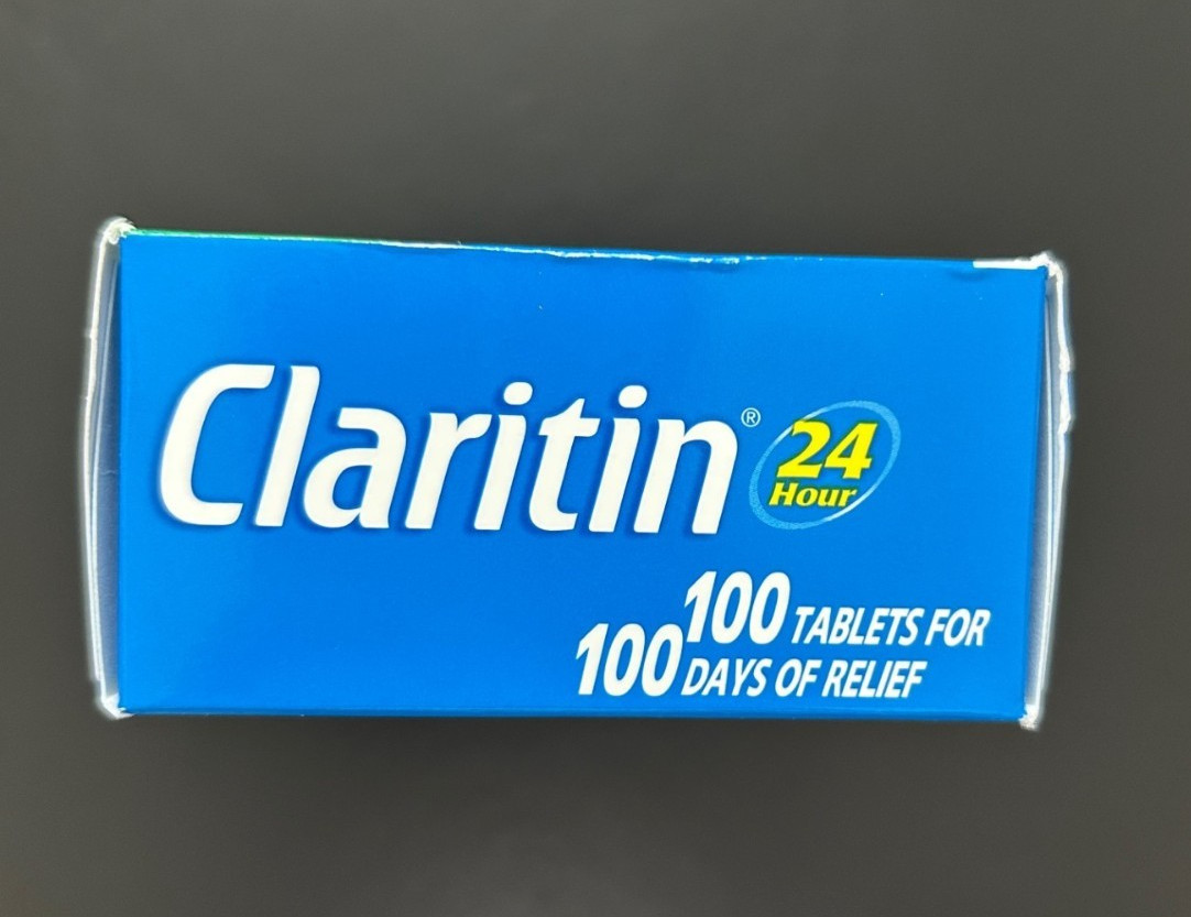 Claritin 24 Hour Non-Drowsy Allergy 100 Tablets, 10 mg Exp 04/2028