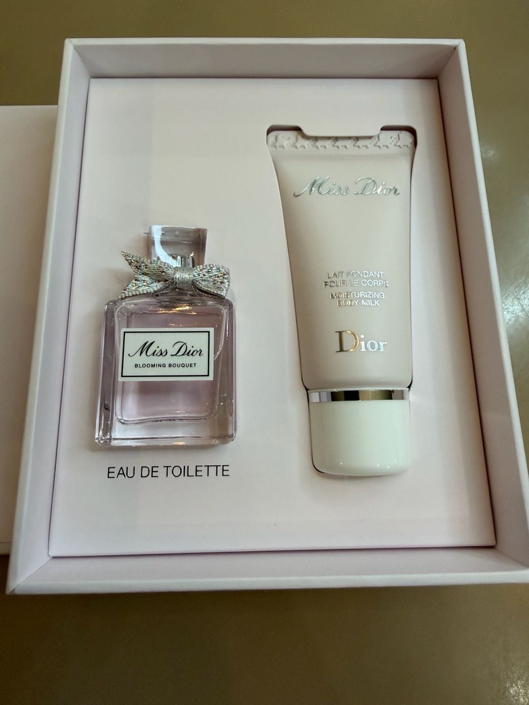 Miss Dior Blooming Bouquet 2 piece Gift Set: EDT and Moisturizing Body Milk