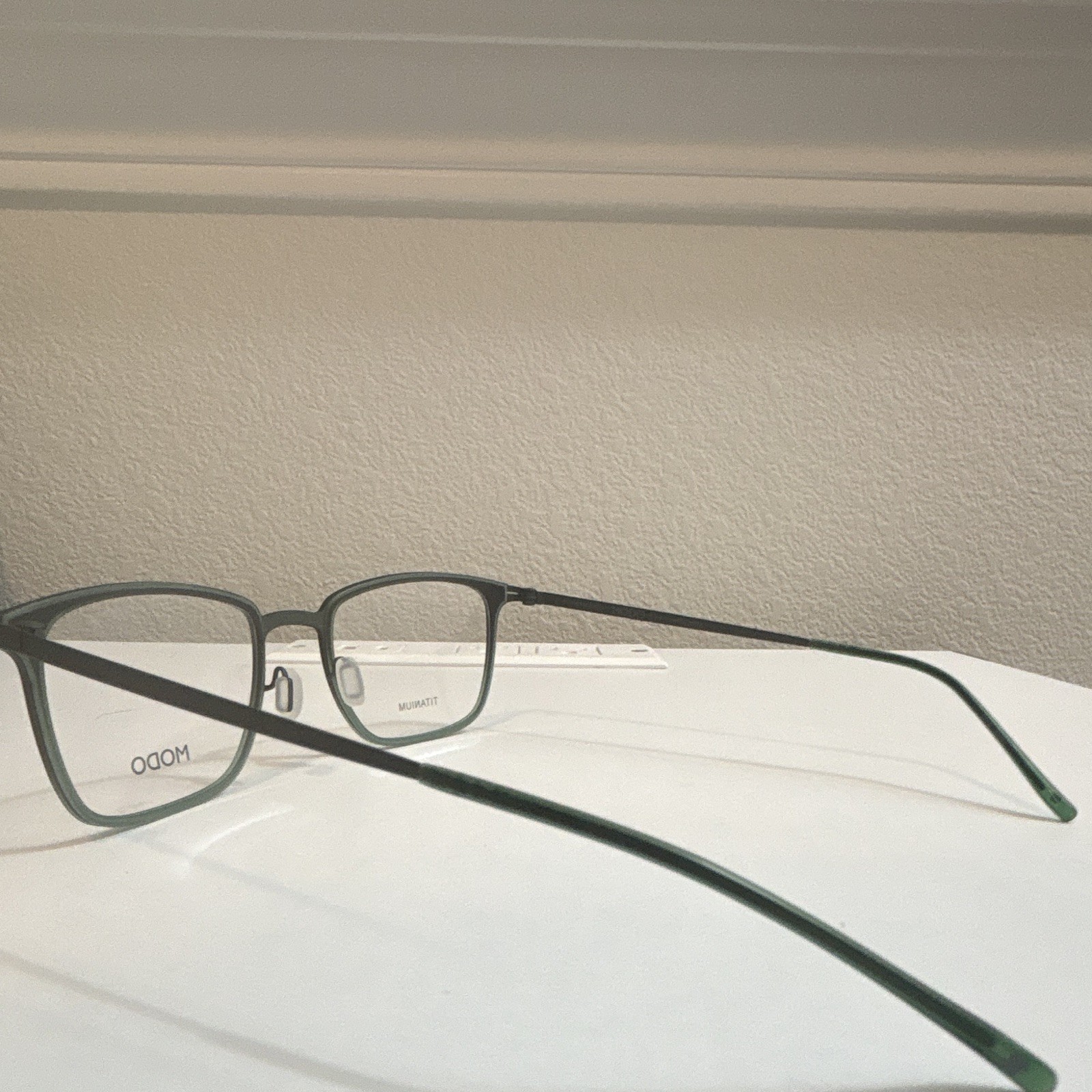 MODO Titanium Full Rim Eyeglasses green faded to light Frame Unisex Adults Solid