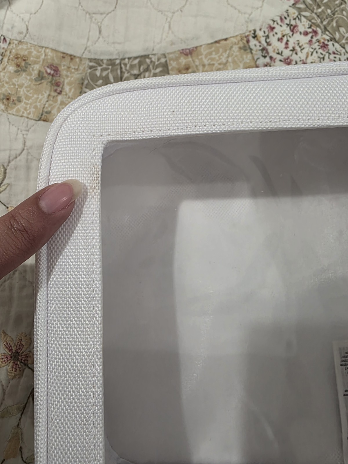 lululemon White Polyester Makeup Bag with Zipper & Handle 19x19x6cm