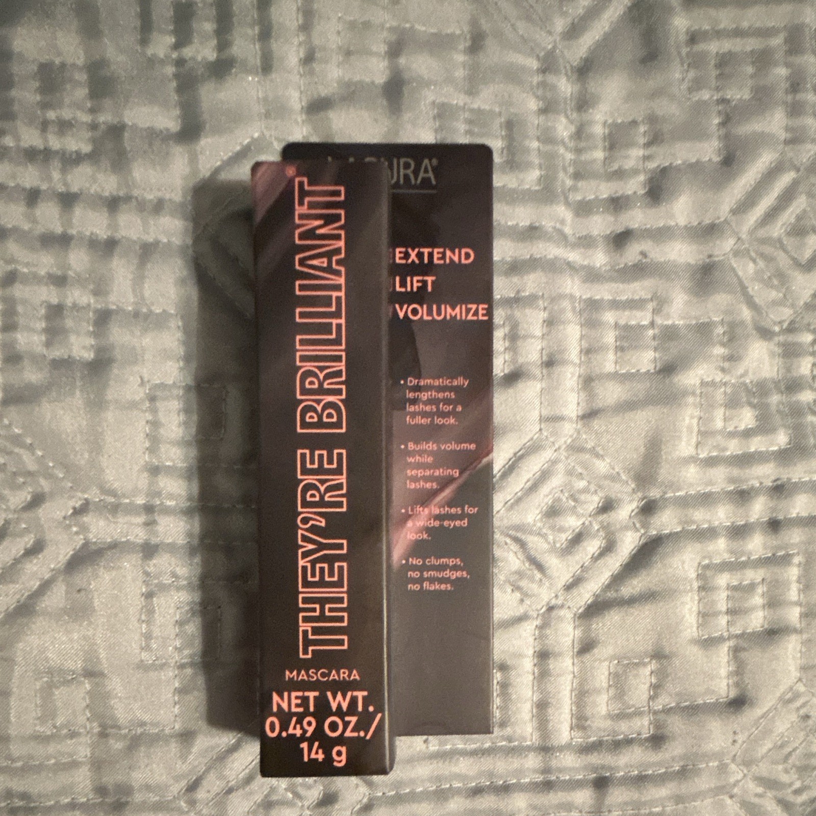 LACURA The Eyre BrilliANT Black Mascara Lengthen Lift Volumize No Smudge