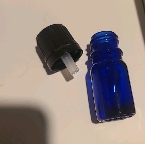 5ml [1/6 fl. oz) COBALT BLUE Glass Bottles With Euro Dropper in black lid 4-pack