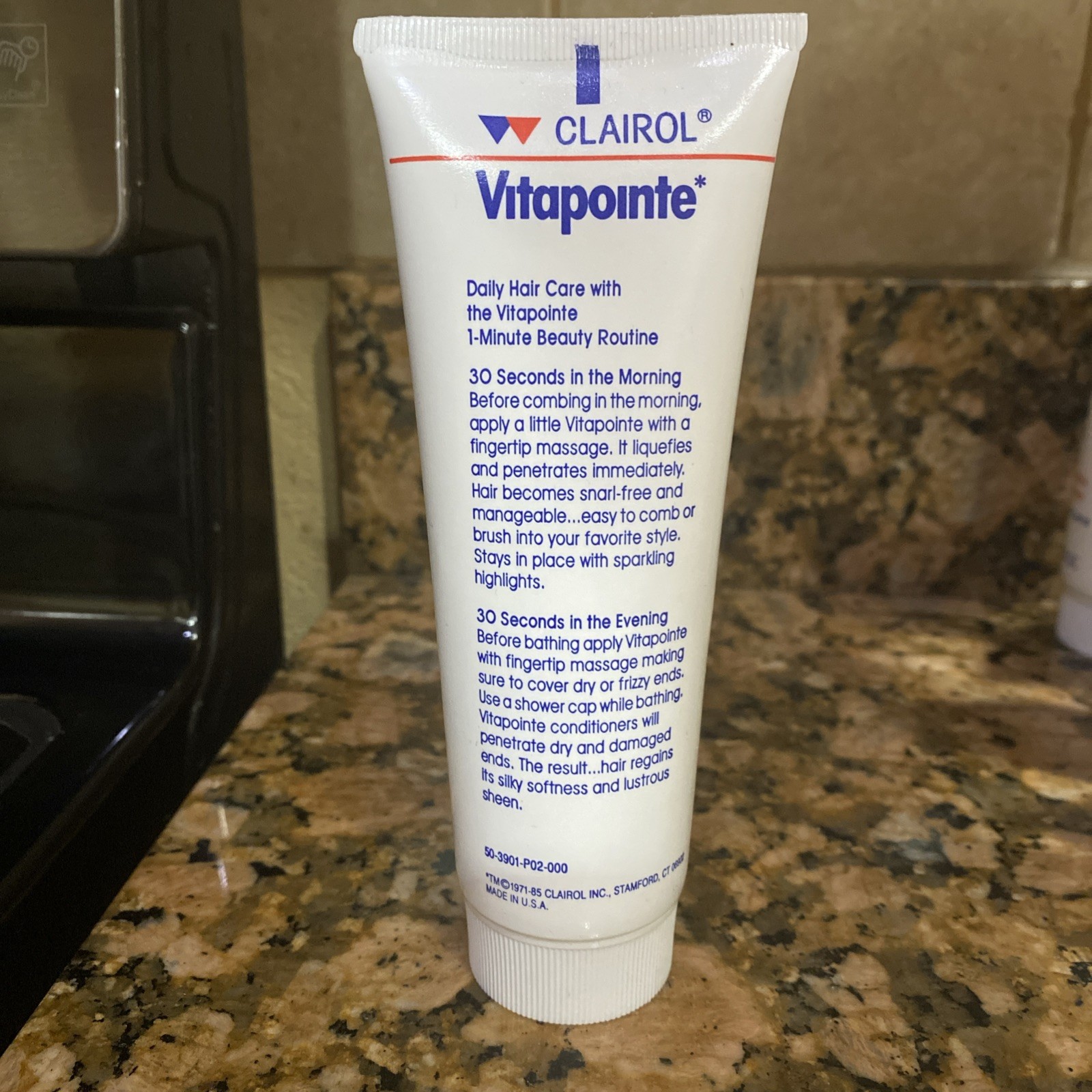 Vitapointe Creme Hairdress and Conditioner 3.25 ounces salon tested hair control